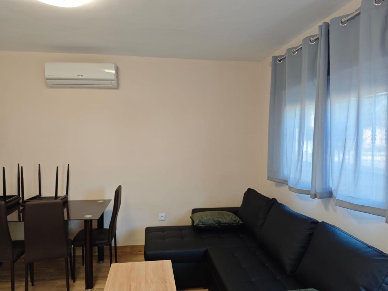 Cuevas Bajas Apartamento